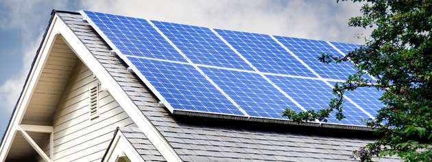 Photovoltaik kann dezentral und ohne funktionierenden Netzzugang die Energieversorgung aufrecht erhalten – und steigert so die Resilienz des Energiesystems. 