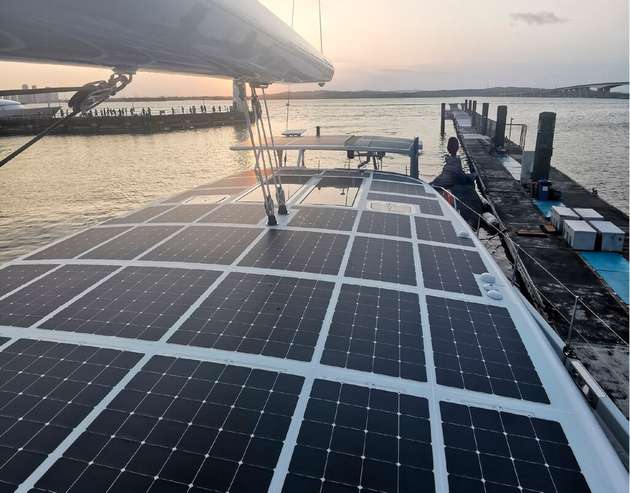 Optimierte Solarmodule nutzen zur Energiegewinnung auch kleinste verfügbare Flächen. Das erfordert eine genaue Planung, standardisierte Dokumentation und digitale Fertigungsdaten, um  die Qualität und Zuverlässigkeit der Lösung zu gewährleisten.