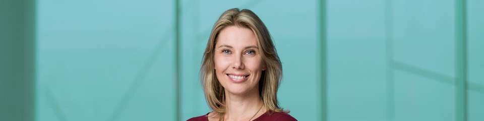 Maria Grahm, verantwortlich für das weltweites Life-Sciences-Geschäft bei Siemens, sagt: „Siemens vereint tiefes Pharma-Know-how mit einem integrierten und zugleich offenen digitalen Portfolio.“