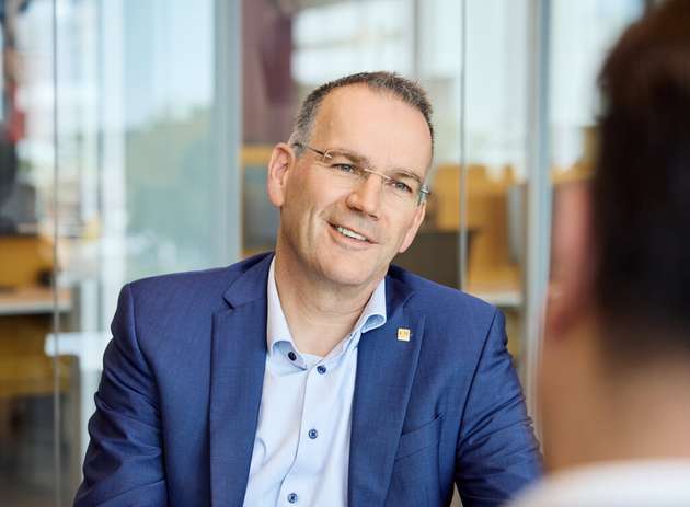 Dr. Peter Selders, CEO der Endress+Hauser-Gruppe, sagt: „Wer ein Familienunternehmen führen will, muss verstehen, dass die Eigentümer ein besonderes Verhältnis zu diesem Unternehmen haben.“