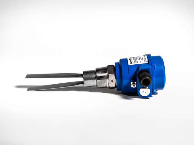 Der Vibranivo VN 4020 ist ein Vibrationsgrenzschalter mit kurzer Edelstahl-Sonde zur Grenzstanderfassung bei abrasivem, staubendem Zinkpulver.