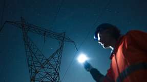 Umspannwerke und Gasdruckregelanlagen sind per SD-WAN mit der Leitstelle vernetzten – USV und Outdoor-Schränke ermöglichen einen autonomen Betrieb von 72 Stunden.