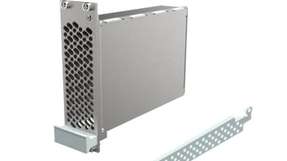 Das neue Kühlzubehör, die nVent Schroff AirInlet Karte (Einschub) und der AirBender, lenkt den Luftstrom gezielt und verbessert die thermische Effizienz in 19-Zoll-Systemen.