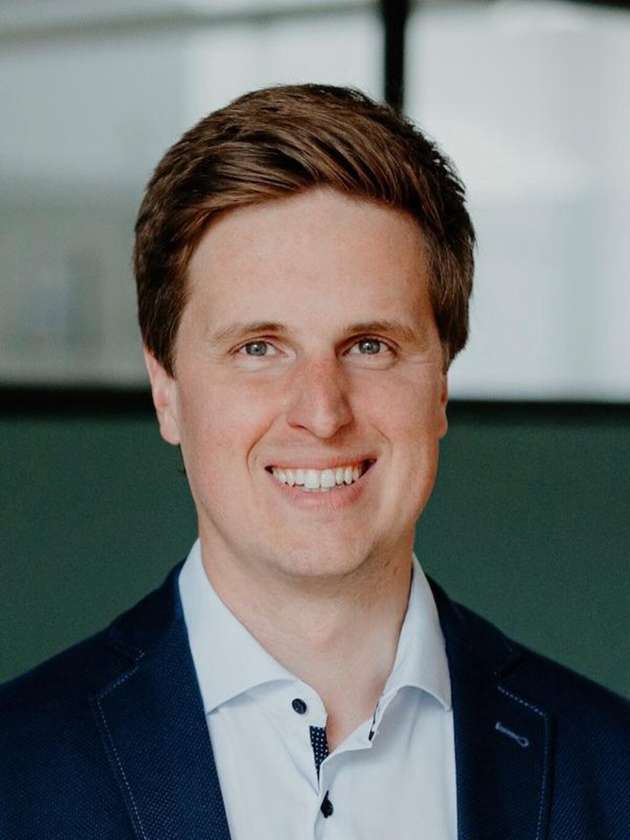 Dr. Simon Koopmann, Mitgründer und CEO von envelio.