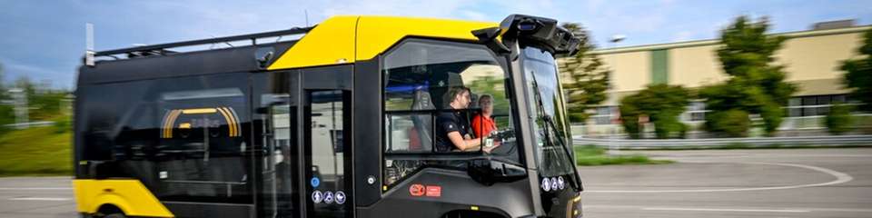 Autonome Shuttles können den ÖPNV besonders in ländlichen Regionen stärken.