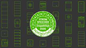 In der Stromspeicher-Inspektion 2026 bewerteten die HTW Berlin und Aquu zwölf Solarstromspeicher in den Leistungsklassen 5 kW und 10 kW. Acht Hersteller beteiligten sich namentlich am diesjährigen Stromspeicher-Vergleich.