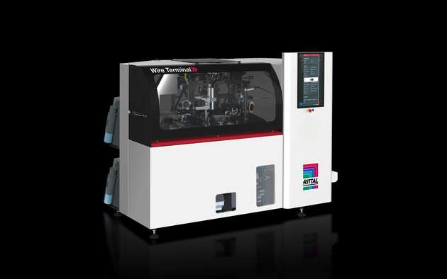 Messeneuheit Wire Terminal WT L senkt Automatisierungs-Schwelle. Die neuen Drahtkonfektionier-Vollautomaten basieren auf der bekannten Plattform des großen Bruders und machen den Einsatz schon bei geringeren Durchsätzen rentabel.