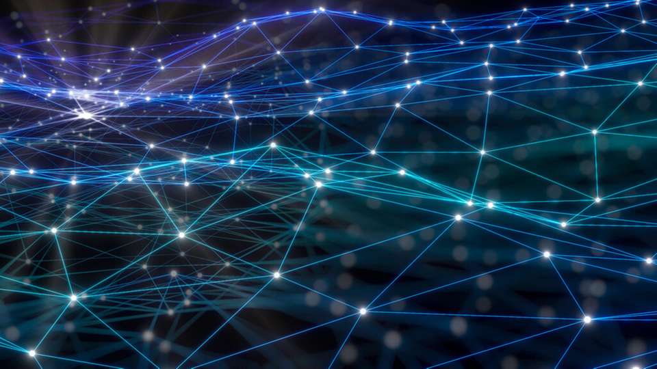 Künstliche Intelligenz verändert nicht nur Anwendungen, sondern auch die Anforderungen an unsere Netze. Interaktive, cloudbasierte KI‑Systeme zeigen: Entscheidend ist nicht allein Rechenkapazität, sondern eine stabile, leistungsfähige Netzinfrastruktur.