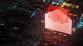 Die Köder-Benachrichtigung werden in den GitHub-Posteingang oder den E-Mail-Posteingang der potentiellen Opfer gesandt.