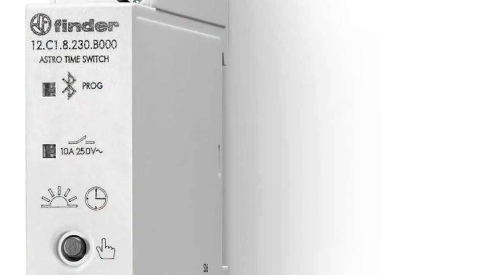 Moderne Multifunktions-Zeitschalter steuern Prozesse präzise nach Zeitplänen und tragen so zu höherer Energieeffizienz und stabilen Abläufen in industriellen Anlagen bei.