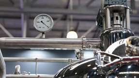 Die regelmäßige Reinigung von Vakuummessgeräten ist entscheidend, um Ablagerungen zu entfernen und dauerhaft präzise Messergebnisse sicherzustellen.