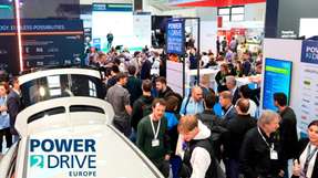 Im Fokus der Power2Drive Europe stehen Smart Charging, das Megawatt Charging System und das bidirektionale Laden.