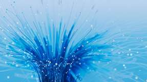 Das neue Colocation-Rechenzentrum in Sehnde bei Hannover setzt auf eine flexibel skalierbare passive IT-Infrastruktur mit Mischbetrieb aus Glasfaser und Kupfer.