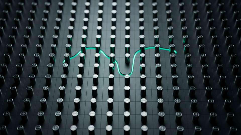 Sind die Dipole nicht exakt gegensinnig, sondern leicht gekippt, können Domänen und ihre Grenzflächen zusätzliche elektrische Eigenschaften entwickeln – ein Ansatz, der neue Potenziale für Energiespeicher und elektronische Bauteile eröffnet.