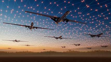 Robuste Elektrotechnik und skalierbare Connectivity bilden das Rückgrat moderner Verteidigungsplattformen: Industrialisiertes Design, Zertifizierbarkeit und resilient in Europa verankerte Wertschöpfung erhöhen Versorgungssicherheit über den gesamten Lebenszyklus.