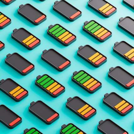 Der Batteriepass schafft Transparenz für Batteriespeicher und ist ab 2027 für große Energiespeicher Pflicht.