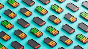 Der Batteriepass schafft Transparenz für Batteriespeicher und ist ab 2027 für große Energiespeicher Pflicht.