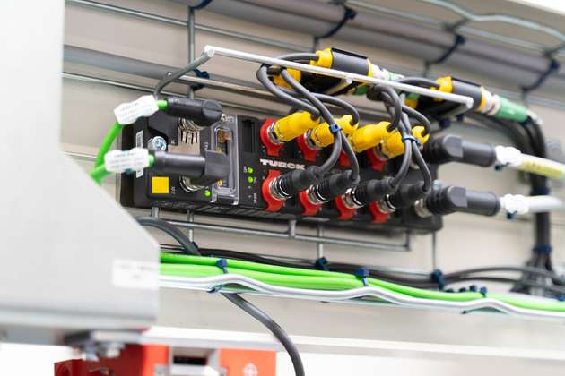 Turcks konsequente Multiprotokoll-Strategie zahlt sich auch im Bereich der Sicherheitstechnik aus, hier das Safety-Modul TBIP für EtherNet/IP und CIP-Safety.