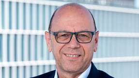 Thomas Weichsel, Vice President Software Portfolio, Eplan, sagt: „Smart Sourcing ist ein Service, der sich direkt mit den Portalen der Hersteller und Großhändler verknüpft – es ist eine One-Click-Aktion“
