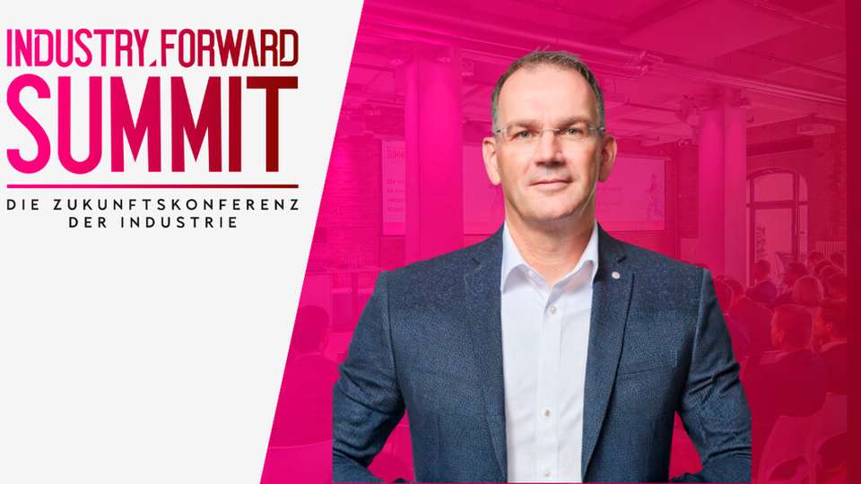 Dr. Peter Selders, CEO von Endress+Hauser spricht auf dem INDUSTRY.forward SUMMIT 2026 über nachhaltige Transformation.