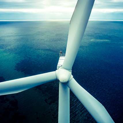 Hitachi Energy und Ørsted haben eine Partnerschaft für integrierte elektrische Lösungen an Land und auf See für groß angelegte Offshore-Windprojekte vereinbart.