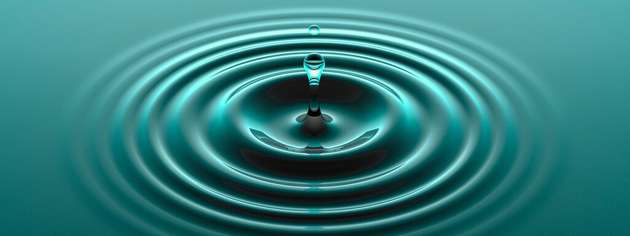 Nach der Anwendung in Gärten oder in der Landwirtschaft kann Glyphosat in den Wasserkreislauf gelangen – Trinkwasser muss entsprechend gefiltert werden.