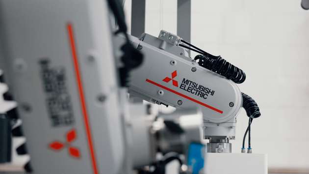 Dank „SoftTouch-Technology“ trotz Millimeterarbeit kein Glas-zu-Glas-Kontakt oder Glasbruch