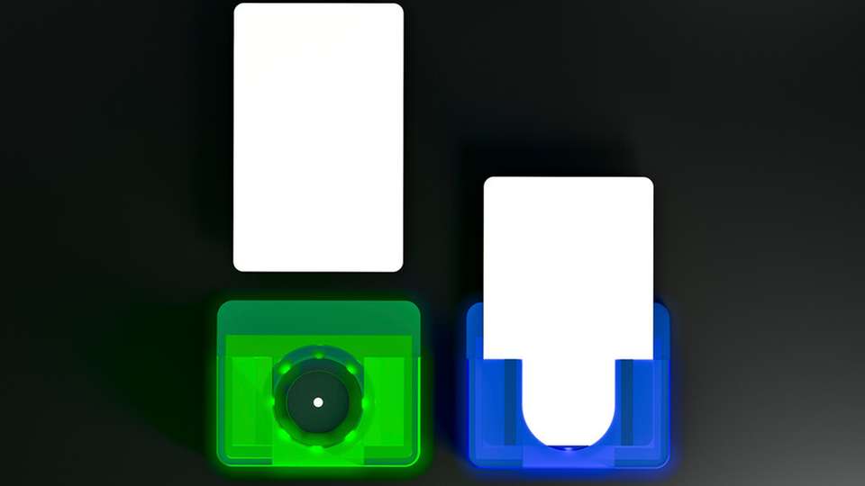 Bei dem neuen RFID-Kartenhalter von Schlegel signalisiert die Beleuchtung den Status des Systems.