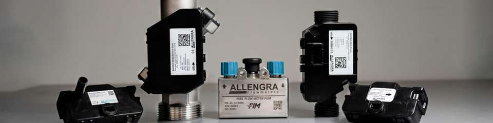 Die neue High-Precision-Generation des Microflow-Sensors von Allengra zielt auf hochdynamische Dosierprozesse: Sie misst kleinste Durchflüsse bereits ab 0,1 l/h, arbeitet mit hoher zeitlicher Auflösung im kHz-Bereich und eignet sich damit für pulsierende Strömungen und kurze, zeitkritische Prozesse.