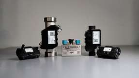 Die neue High-Precision-Generation des Microflow-Sensors von Allengra zielt auf hochdynamische Dosierprozesse: Sie misst kleinste Durchflüsse bereits ab 0,1 l/h, arbeitet mit hoher zeitlicher Auflösung im kHz-Bereich und eignet sich damit für pulsierende Strömungen und kurze, zeitkritische Prozesse.
