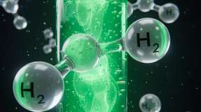 Selbstaktivierende Elektrokatalysatoren verbessern ihre Leistung im Betrieb durch Diffusion, Nanostrukturveränderung und Salzeinfluss – auch für die Meerwasserelektrolyse.