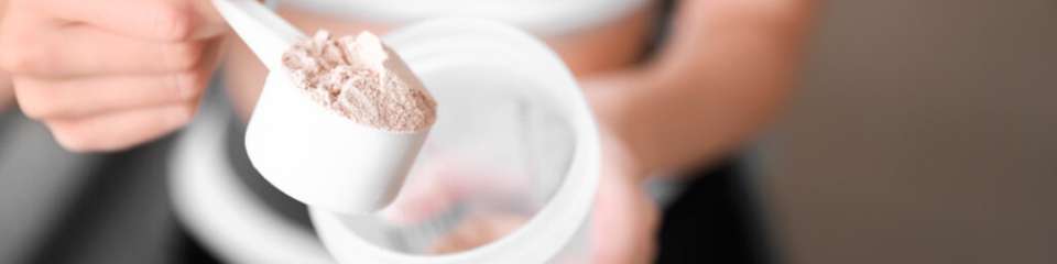 Entscheidend für das Pulvermischen in der NEM-Produktion sind Homogenität, Produktsicherheit und reproduzierbare Qualität in jeder Charge.