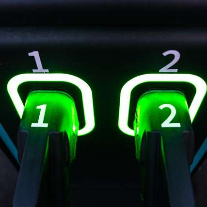 Was lange Zeit Zukunftsmusik war, wird jetzt unter realen Bedingungen erprobt: Das Elektroauto als aktiver Teil des Energiesystems.