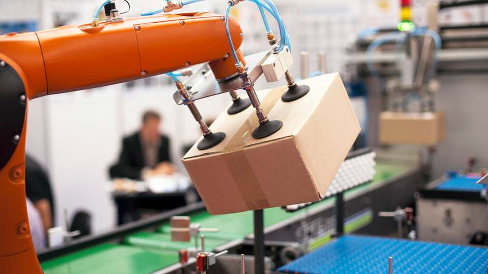 Rekordproduktion, aber schwächelnde Aufträge: Die Nahrungsmittel- und Verpackungsmaschinenbranche feiert im Jahr 2025 einen Höchststand – und blickt zugleich mit Sorge auf das Jahr 2026.