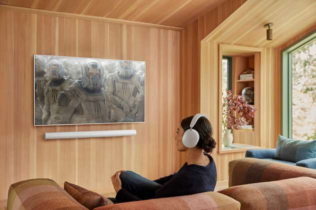 Die Sonos Arc Ultra verbindet kompaktes Design mit leistungsstarker Audiotechnologie – entwickelt, um hochwertigen Klang in modernen Wohn- und Anwendungsszenarien erlebbar zu machen.