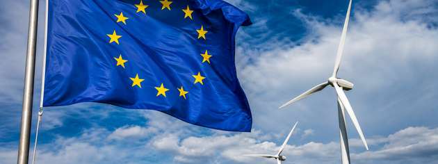 Ein beschleunigter Ausbau der Wind- und Solarenergie kann Versorgungslücken schließen und sich volkswirtschaftlich auszahlen.