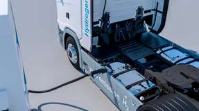 UL Solutions prüft und zertifiziert Wasserstofftankstellen-Komponenten wie Ventile, Schläuche und Baugruppen nach ISO 19880 – für einen sicheren globalen Marktzugang.