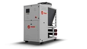 Die modularen Scroll-Kältemaschinen der Baureihe FLEX N sind bis zu sechs Geräte kombinierbar. Sie nutzen das Kältemittel R290 und erreichen Kühlleistungen von 64 bis 125 kW pro Einheit.