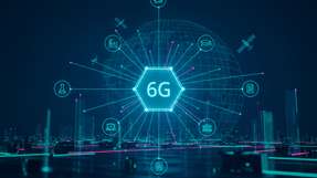 Die 6G-Plattform Phase II bündelt Akteure aus Forschung, Industrie und Politik, ist eng mit Transfer-Hubs verzahnt und zielt auf eine starke Rolle in internationalen 6G-Standards.