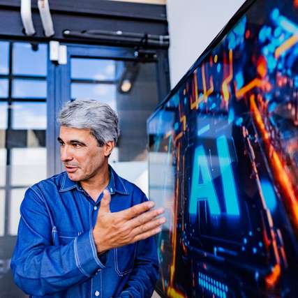 KI im Arbeitsalltag: Der Nutzen ist sichtbar, die Produktivitätseffekte sind durch fehlende Systemintegration begrenzt.