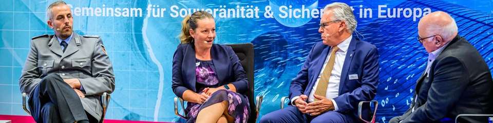 Die 2. Fachkonferenz Zukunft.DEFENCE hat bestätigt, dass das Format den Nerv der Zeit trifft: Der Bedarf an Transparenz, Vernetzung und handfesten Orientierungspunkten für den Einstieg in den Sicherheits- und Verteidigungsmarkt ist größer denn je. 