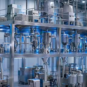 Eirichs Mischsysteme kommen in europäischen Batteriefabriken zum Einsatz – von Pilotlinien im Megawattstundenbereich bis hin zu Anlagen mit einer Jahreskapazität von mehreren Gigawattstunden.