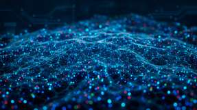 Eine neue Studie von MIT-Forschern zeigt, wie sich die Lebensdauer von Quantenpunkt-LEDs durch Harzverkapselung deutlich verlängern lässt.