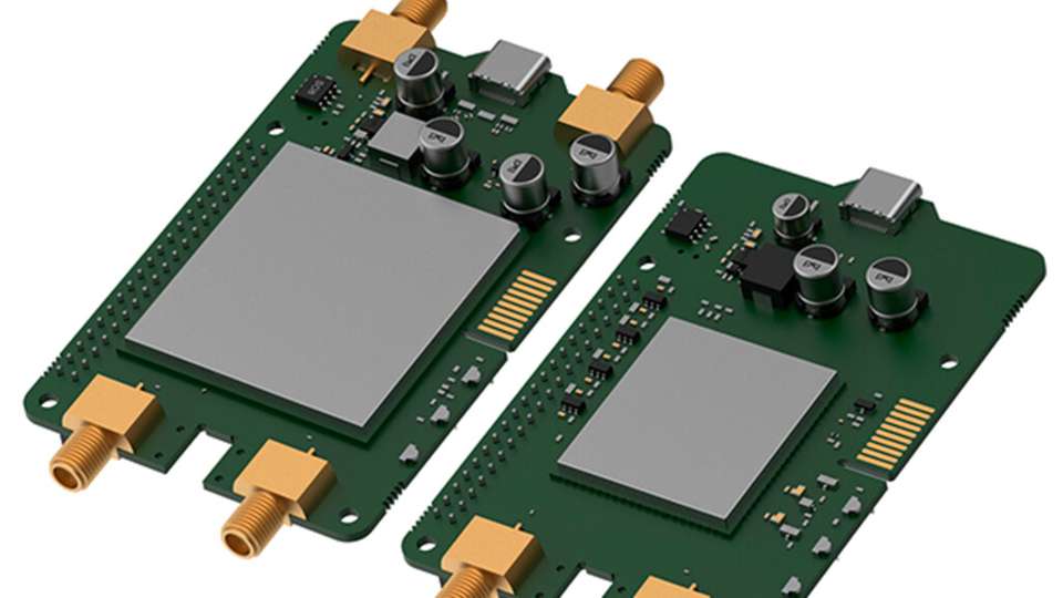CALYX ist besonders interessant für Unternehmen, die eine schnell integrierbare, industrielle Mobilfunklösung für Raspberry-Pi-basierte Systeme suchen. Das Modul verbindet eine klare Hardware-Architektur mit praxisnahen Funktionen und eignet sich damit für Anwendungen vom Prototyp bis zur industriellen Serie.