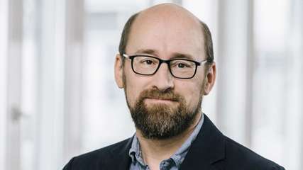 Michael Hanisch, Head of Technology bei AWS Deutschland: „Wer KI nur diskutiert, wird von denen überholt, die sie praktisch einsetzen.“