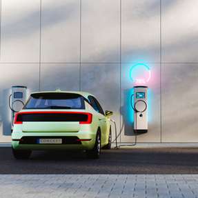 Eine Pilotstudie mit 100 Beschäftigten hat gezeigt, dass flexible Alternativen die Autonutzung senken und den öffentlichen Verkehr stärken. Elektrische Flotten sind dabei ein wichtiger Bestandteil betrieblicher Mobilitätskonzepte.