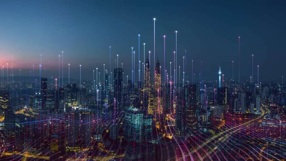 Die Deutsche Telekom und Primoco UAV demonstrieren erstmals unterbrechungsfreie Mobilfunkversorgung aus der Luft.