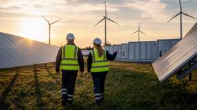 Durch Repowering sinkt der Flächenbedarf von PV-Parks und es entsteht Raum für Batteriespeicher und Netzinfrastruktur.