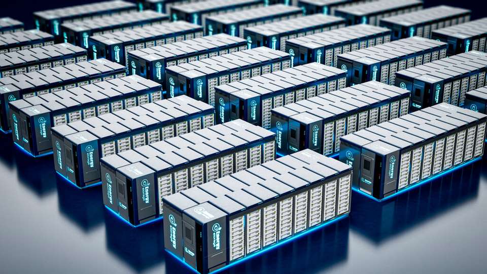 Über die Plattform LAYR bündelt Terralayr acht dezentrale Großspeicher in Deutschland zu einer virtuell steuerbaren Batterie.