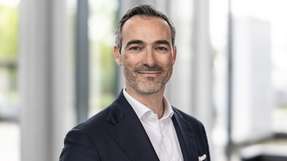 Dr. Wilhelm Nehring ist Chief Executive Officer von Pepperl + Fuchs. Er studierte Management (MSc) an der London School of Economics sowie Maschinenbau und Wirtschaftsingenieurwesen (Dipl.-Ing.) an der TU Berlin, an der er auch promovierte. Seine Karriere begann er bei thyssenkrupp. Als CEO der Business Unit OSRAM Digital trieb er über fünf Jahre die Transformation des globalen Technologiekonzerns voran. Zuletzt leitete er interimistisch Reineke Mess- und Regeltechnik.